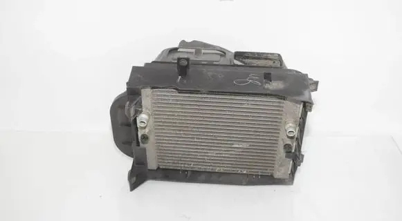 BMW X5 E70 Coolant radiator 7586544 17117586544 7796838