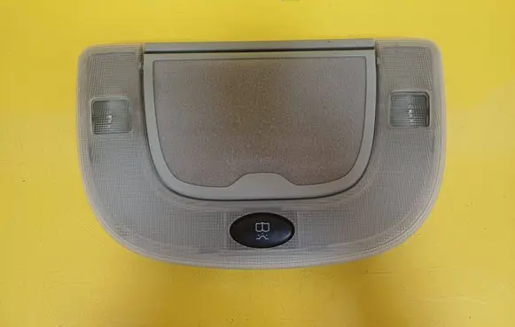 Mercedes-Benz S W220 Rear seat light A2208200301