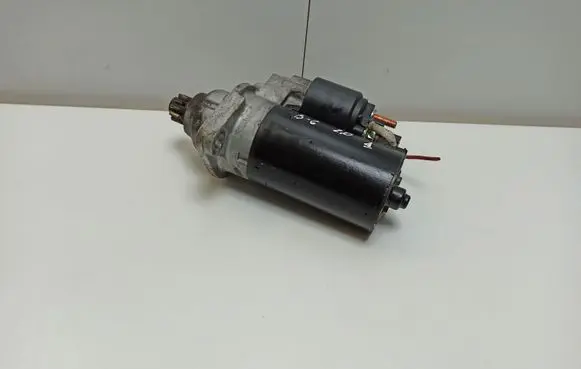 Volkswagen PASSAT B6 Starter motor