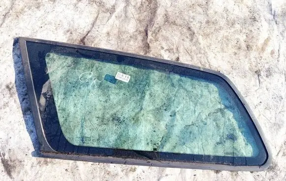 Volvo V50 Rear side window as2