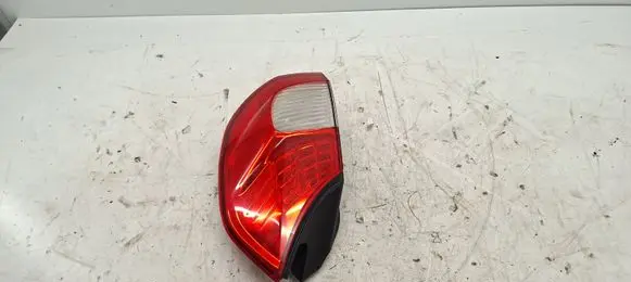 Renault Scenic II - Grand scenic II Rear/tail lights 8200474327