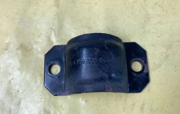 Mercedes-Benz A W169 Sway bar bush bracket, front 1693230440 A1693230440