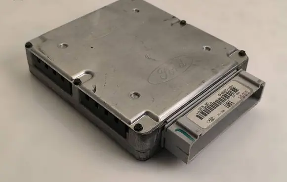 Ford Focus Engine control unit/module E9AF14A624AA 93452113 NPF3L221