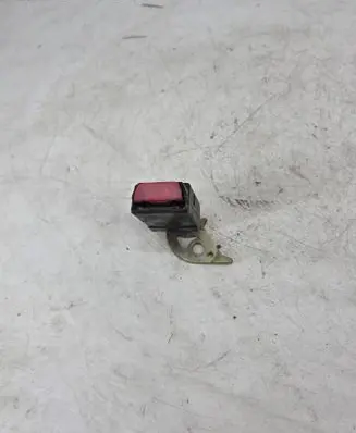 BMW 5 E34 Rear seatbelt buckle 0566851 8126522