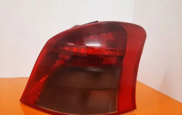 Volkswagen PASSAT B6 Rear/tail lights