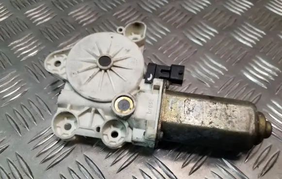Saab 9-3 Ver2 Front door window regulator motor