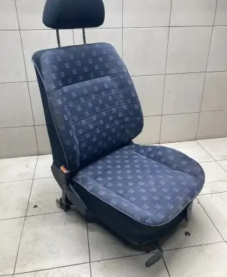 Volkswagen Golf III Front driver seat 