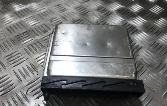 Volvo S60 Engine control unit/module 0281011441 1039s04101