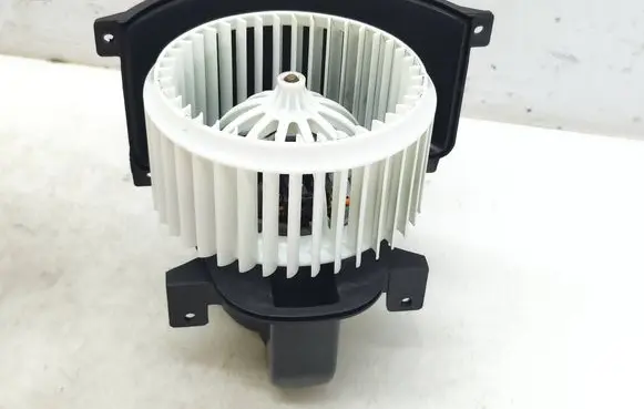 Porsche Cayenne (9PA) Heater fan/blower 