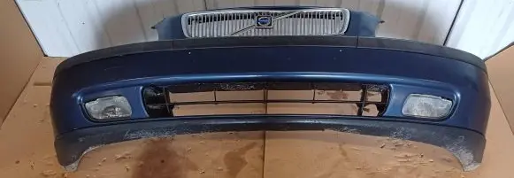 Volvo V70 Front bumper 09190305 2419
