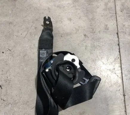 Seat Alhambra (Mk2) Rear seatbelt 7N0857806