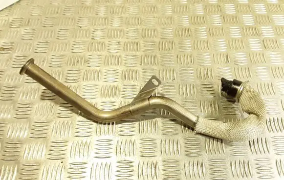 Peugeot 207 EGR valve line/pipe/hose 9646762780