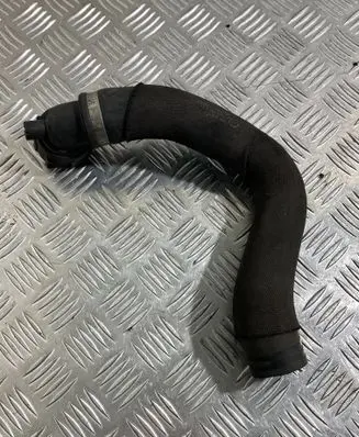 Audi A6 S6 C6 4F Engine coolant pipe/hose 4F0121055J