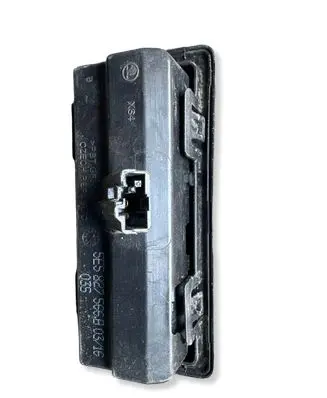 Skoda Octavia Mk3 (5E) Tailgate opening switch 5E5827566B