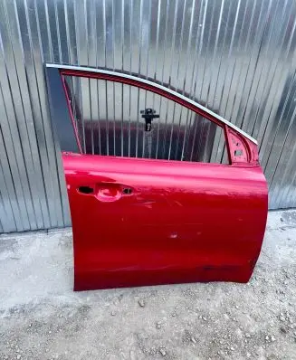 KIA Sportage Front door