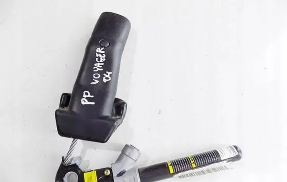 Chrysler Grand Voyager IV Front seatbelt buckle