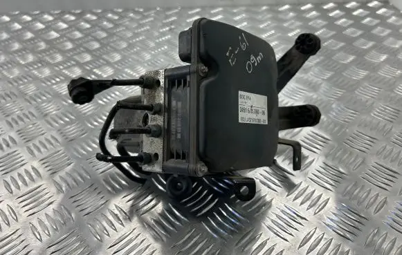 BMW 5 E60 E61 ABS Pump 6783360
