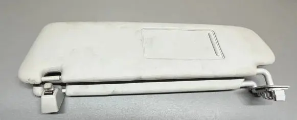 Volkswagen Touareg II Sun visor 7P0857551 28022011