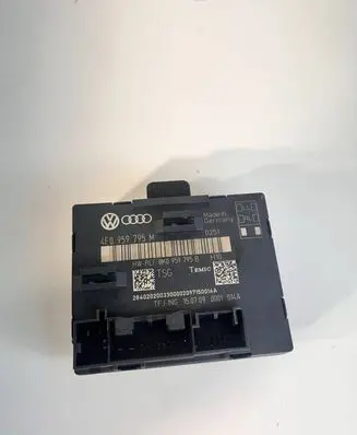 Audi Q7 4L Door control unit/module 4F0959795M 8K0959795B