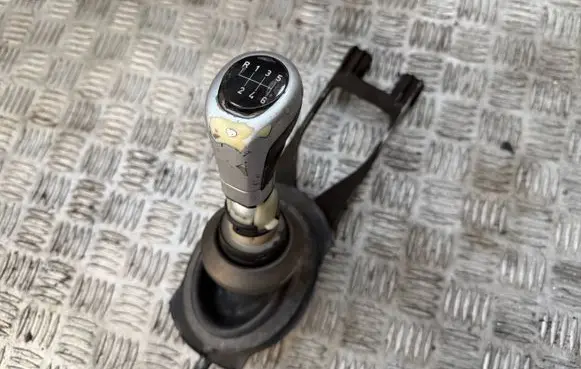 BMW 1 E81 E87 Gear selector