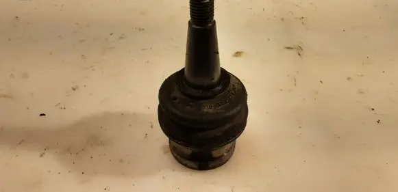 Audi A4 S4 B8 8K Front ball joint 0300002673009 8K0689F