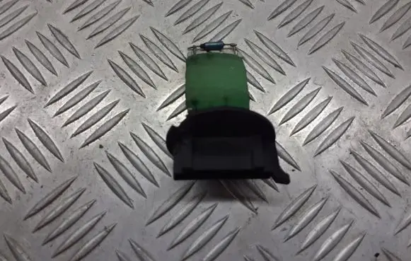 Mitsubishi Colt Heater blower fan relay BRAK