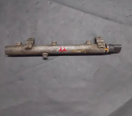 Mercedes-Benz E W211 Fuel main line pipe A6420700695