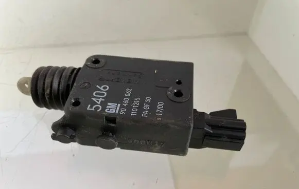 Opel Zafira A Central locking motor 90460062 1101215