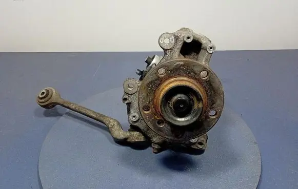 BMW 7 F01 F02 F03 F04 Front wheel hub spindle knuckle 6792288