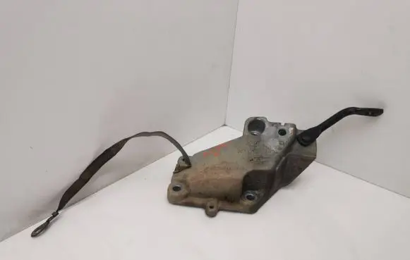 Dodge Durango Engine mounting bracket 68275986AA