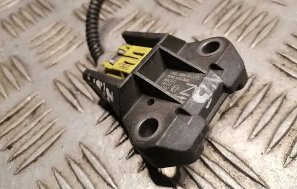 Lexus IS 220D-250-350 Airbag deployment crash/impact sensor 8917353040