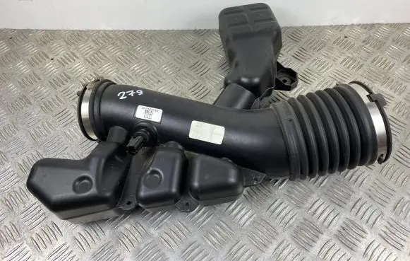 Intake resonator