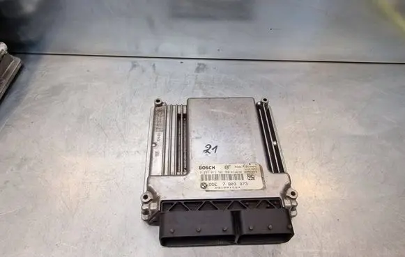 BMW 5 E60 E61 Engine control unit/module 7803373 0281013501 031601594