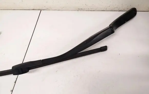 BMW 5 GT F07 Front wiper blade arm 61617182460 6161-7182460