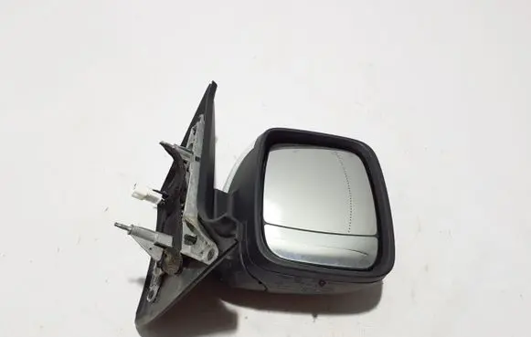 Nissan NV300 Front door electric wing mirror 232636226