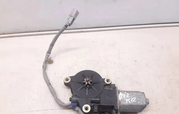 Honda CR-V Rear door window regulator motor 906040