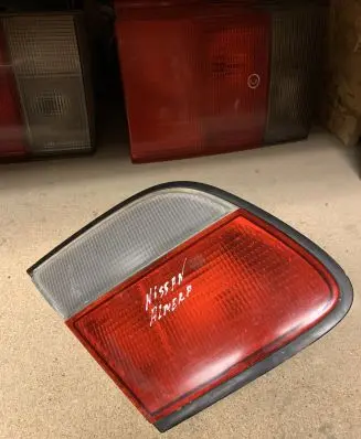 Nissan Almera Tailgate rear/tail lights