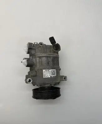 Skoda Octavia Mk3 (5E) Air conditioning (A/C) compressor (pump) 5Q0816803K