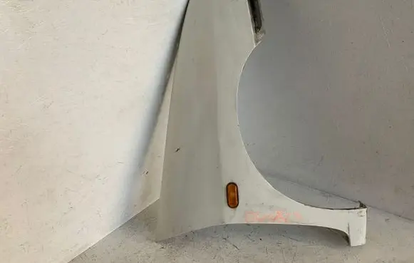 Volkswagen Caddy Fender