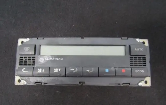 Volkswagen PASSAT B5 Climate control unit 3B1907044B 5HB007617-10