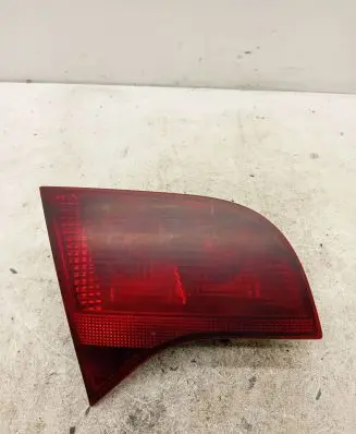 Audi A4 S4 B7 8E 8H Tailgate rear/tail lights 8E9945093 484501 ULO749001