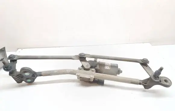 BMW X5 E70 Front wiper linkage and motor 7200535