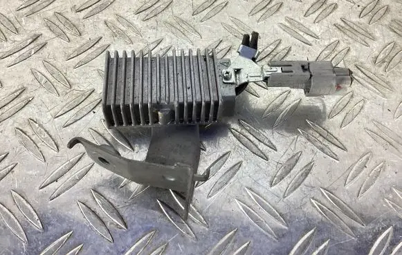 Lexus RX 450H Fuel injection pump control unit/module 2308031190 1961700900