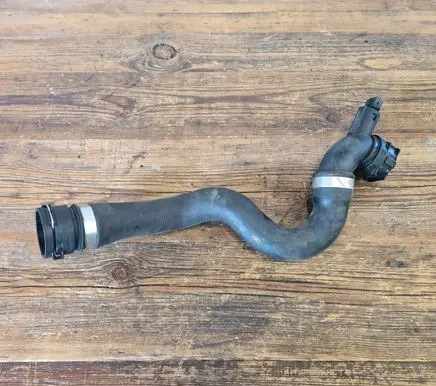 BMW 3 E90 E91 Engine coolant pipe/hose 17127531769 7531769