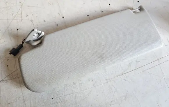 Volkswagen PASSAT B7 Sun visor
