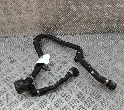 BMW i4 Engine coolant pipe/hose 9845329 8477899