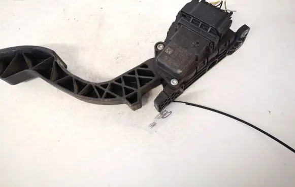 Ford Focus Accelerator throttle pedal 4m519f836ah 4m51-9f836-ah