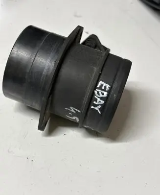 Volkswagen Jetta V Mass air flow meter 07C906461 0280218071