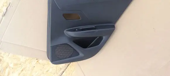 Opel Mokka B Rear door card panel trim