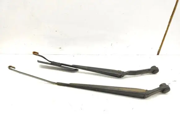 Mazda 626 Front wiper blade arm GE4VB GE4TA FSGE4TA